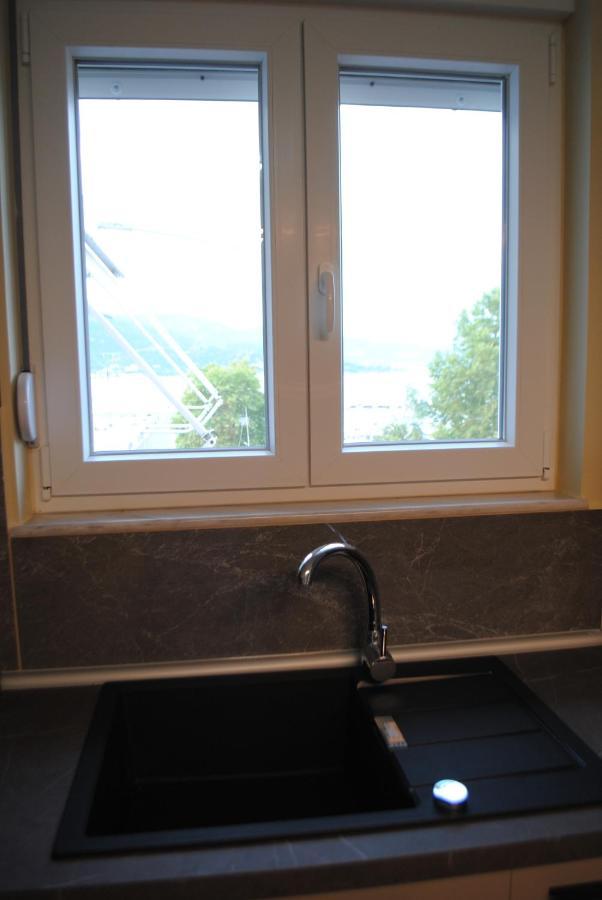 Apartament Sea Breeze Nea Iraklitsa Zewnętrze zdjęcie