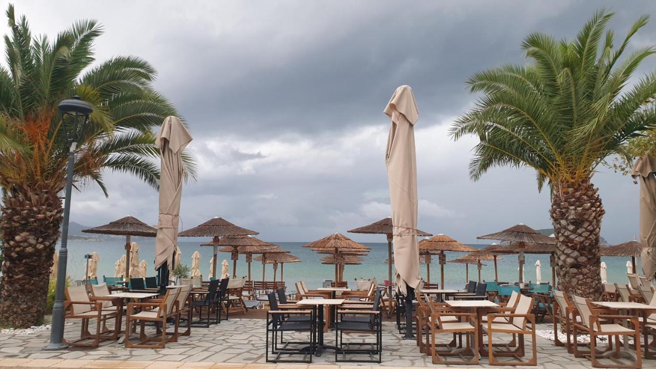 Apartament Sea Breeze Nea Iraklitsa Zewnętrze zdjęcie